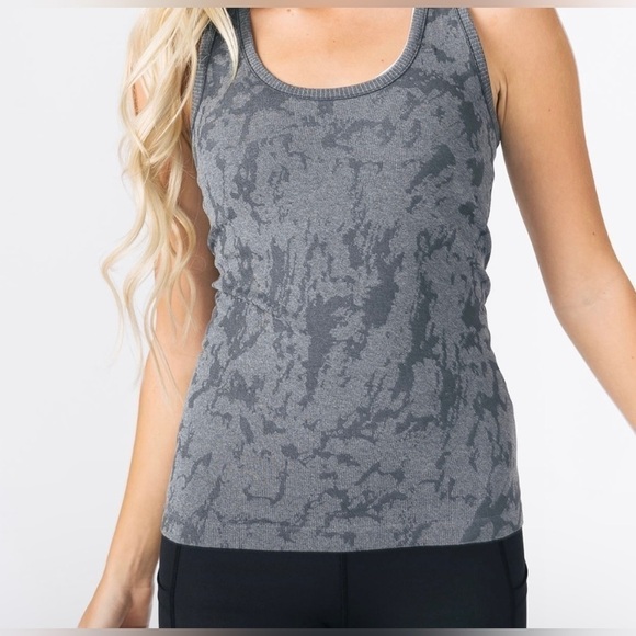 ZYIA 811 Gray Splash Racer Seamless Tank Top - Picture 1 of 6